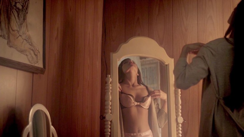 Juliana Harkavy boobs 49