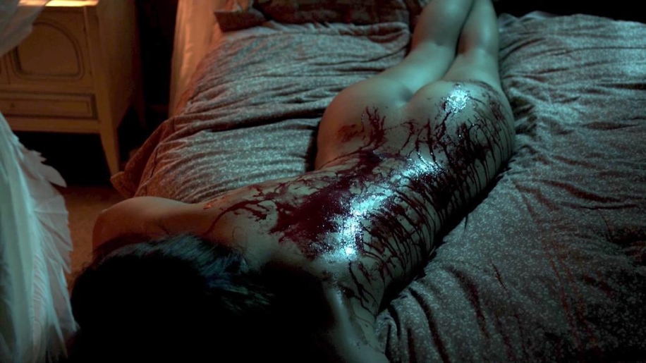 Juliana Harkavy boobs are visible