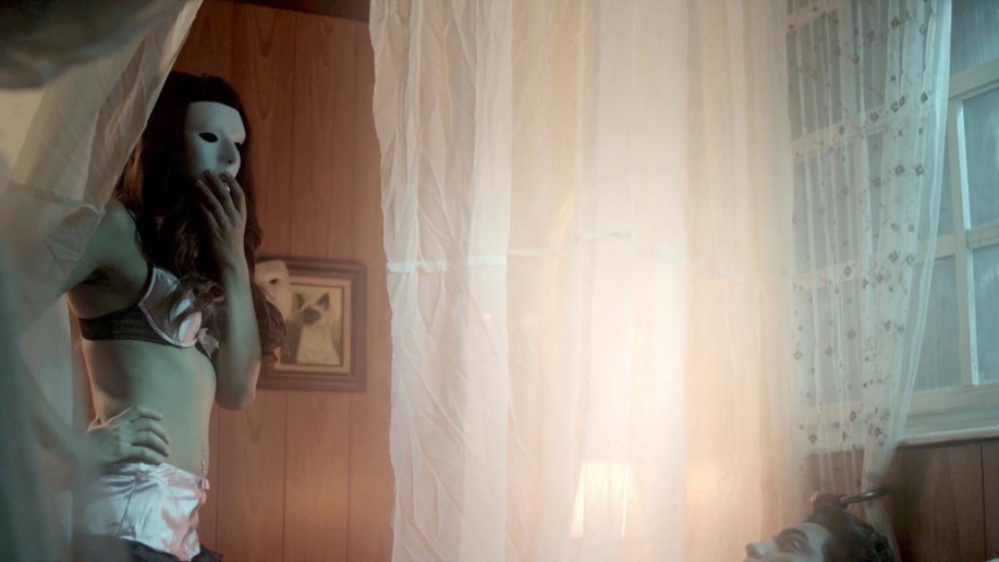 Juliana Harkavy no underwear