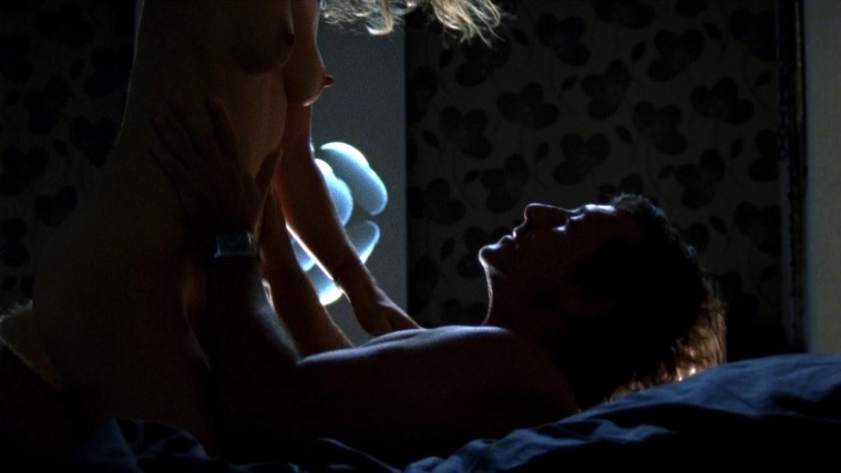 Julie Gayet boobs 82