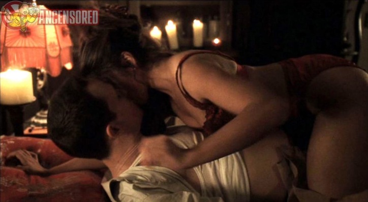 Kaaren De Zilva no panties Kaaren De Zilva no panties