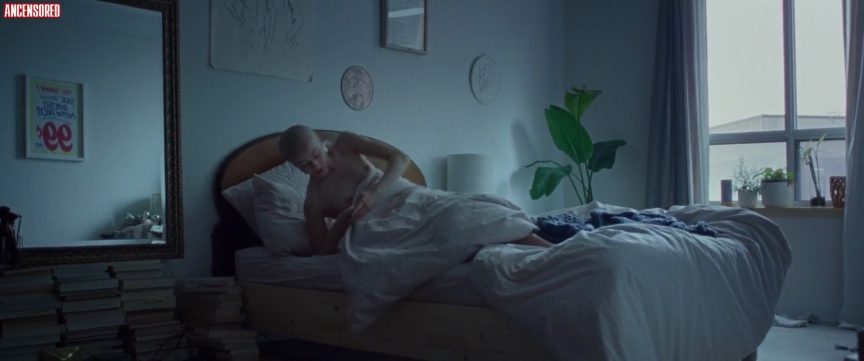 Kacey Rohl boobs Kacey Rohl boobs