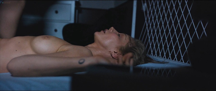 Katarzyna Warnke breasts 64