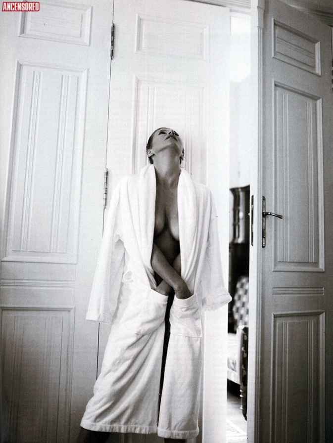 Katarzyna Warnke stockings 85