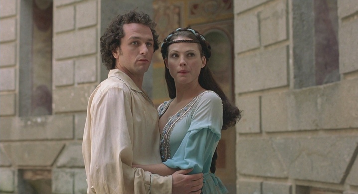 Kate Groombridge legs