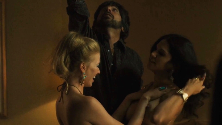 Kati Sharp naked breasts