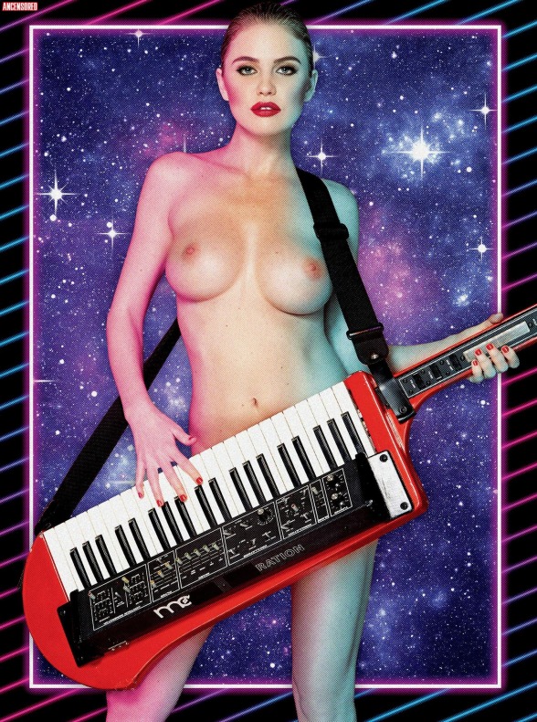 Kayslee Collins stockings 80