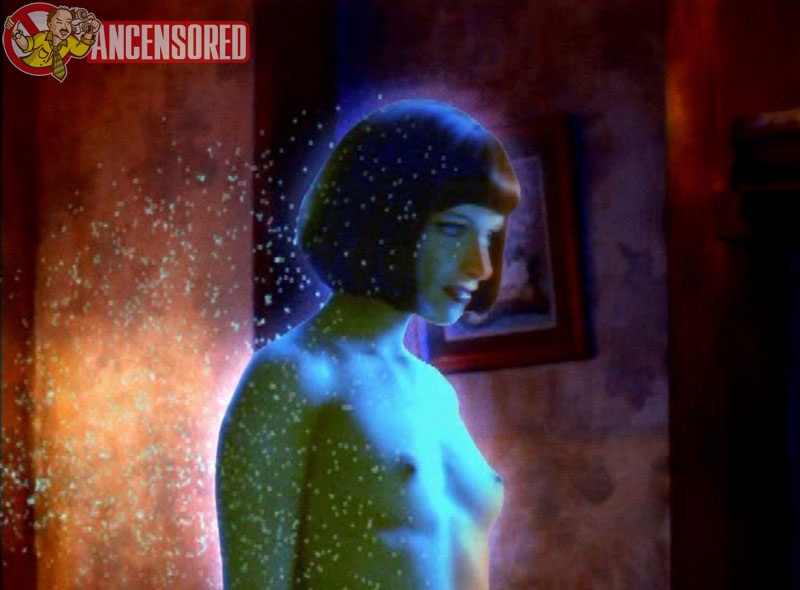 Kim Feeney buttocks are visible 29