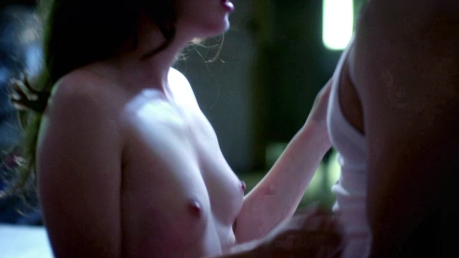 Kit Willesee no underwear