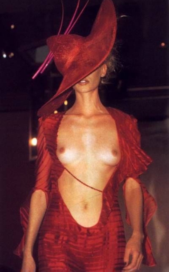 Kylie Minogue naked 81