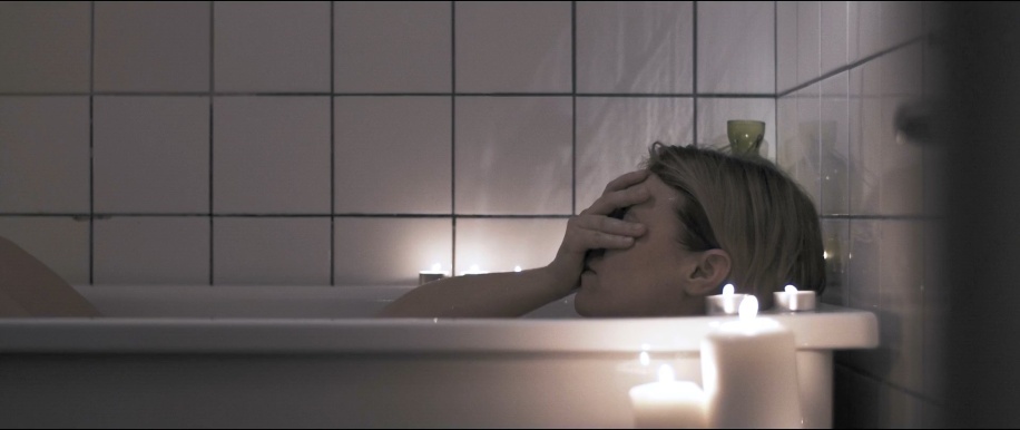 Lanna Ohlsson in a skirt 58