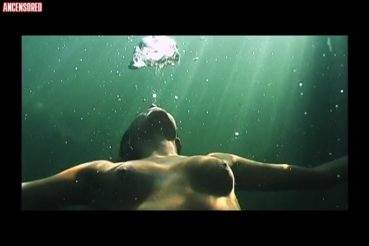 Larissa Sarmento breasts 80 Larissa Sarmento breasts 80