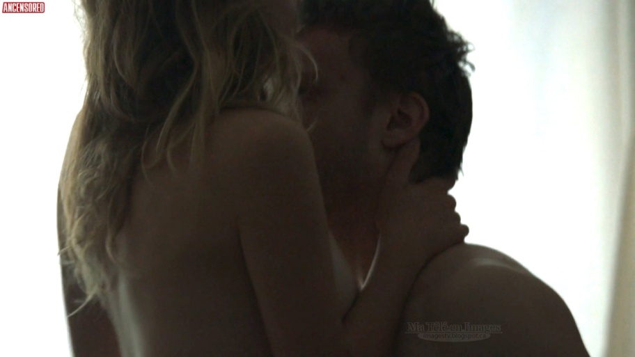 Laurie Babin in a short skirt breasts 89 Laurie Babin in a short skirt breasts 89