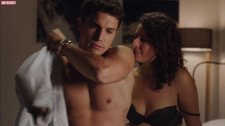 Ledicia Sola intimate photos