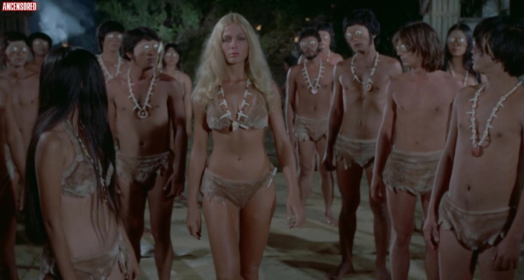 Leigh Christian no panties 39