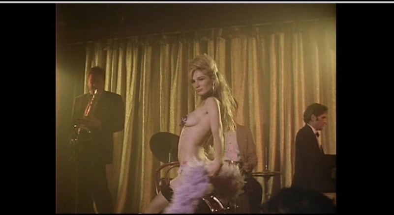 Loene Carmen in a skirt 44