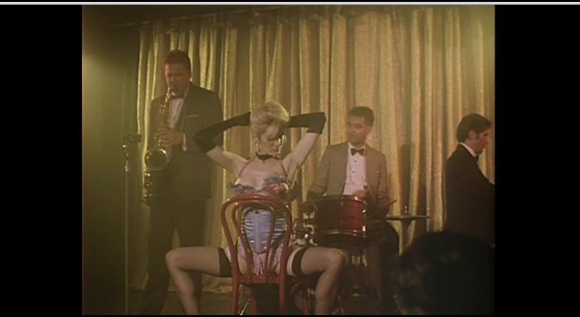 Loene Carmen in lingerie