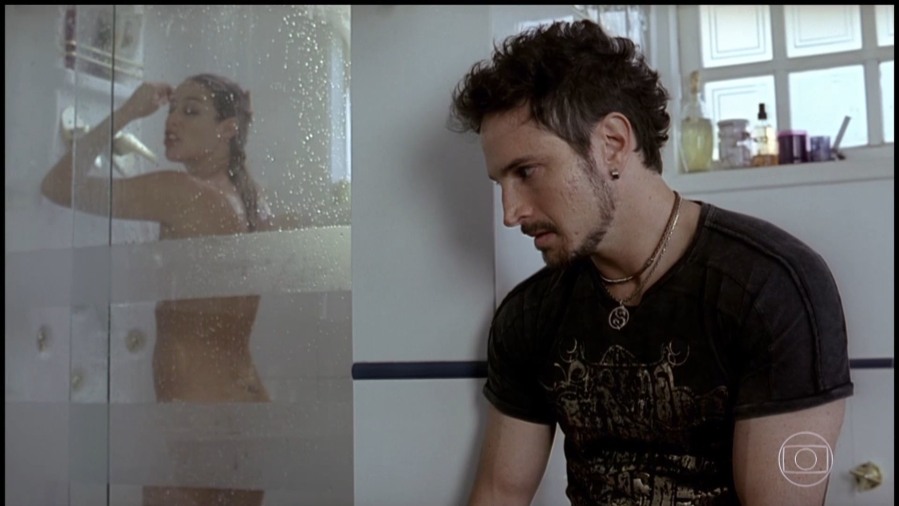 Luana Piovani legs 96 Luana Piovani legs 96