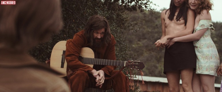 Marianne RendN boobs