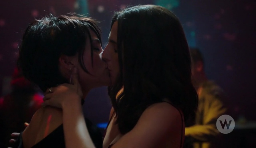 Marianne RendN no panties 60