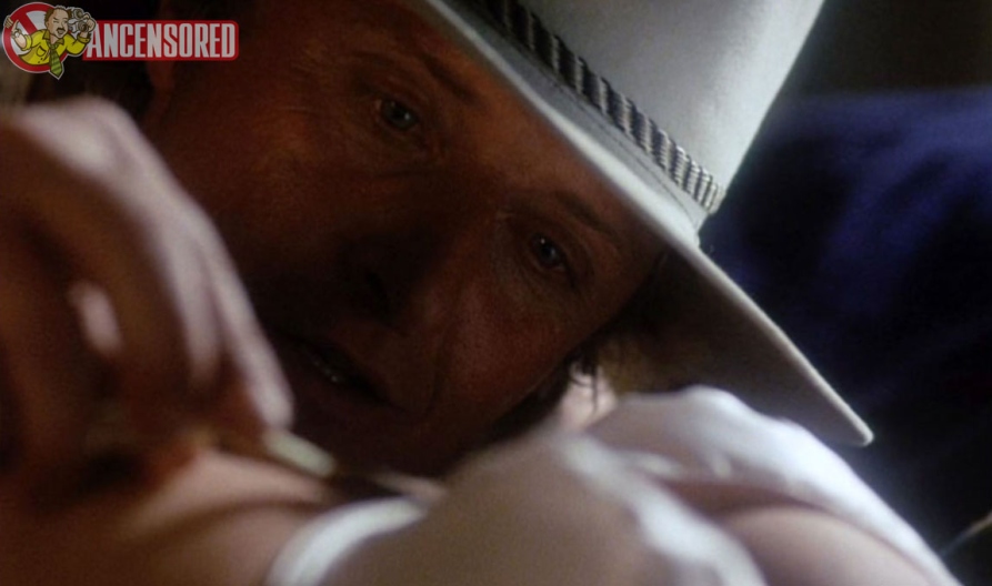 Mariska Hargitay panties 95