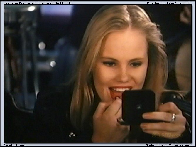 Maureen Flannigan pussy 85 Maureen Flannigan pussy 85