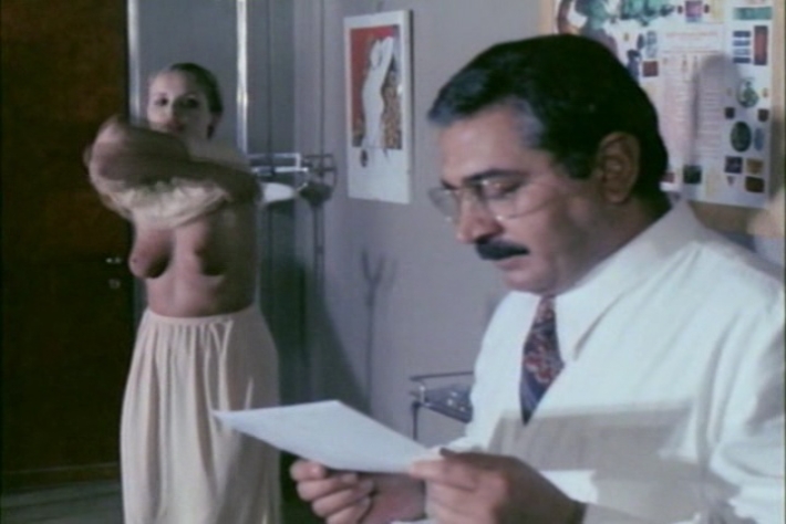 Mel Valente pantyhose