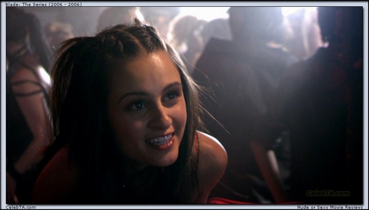 Melanie Papalia in lingerie Melanie Papalia in lingerie