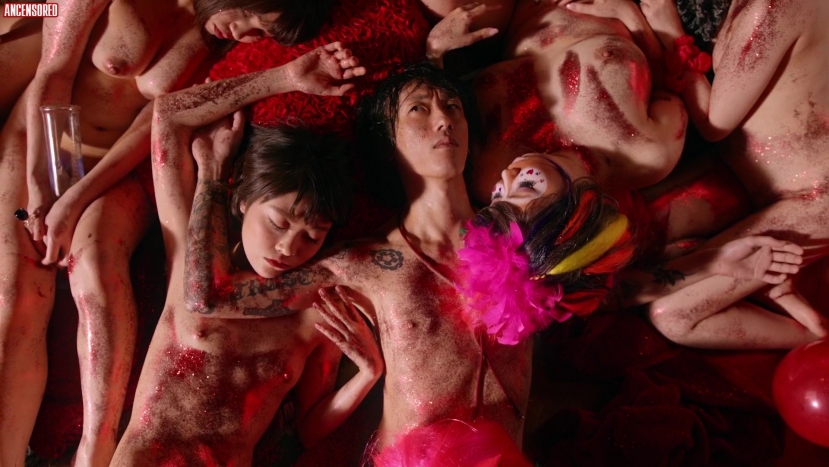 Mercedes Maxwell naked 21