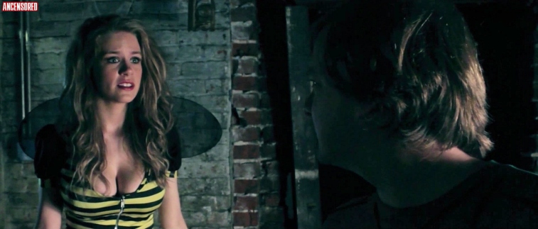 Mercedez Varble no panties