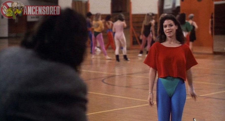 Meredith Salenger breasts