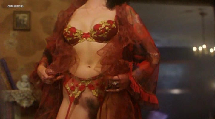 Merle Palmiste naked 55