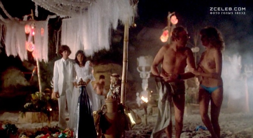 Michelle Johnson breasts Michelle Johnson breasts