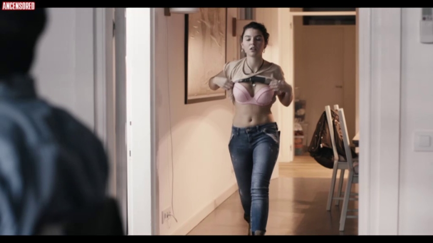 Mireia Vilapuig in lingerie