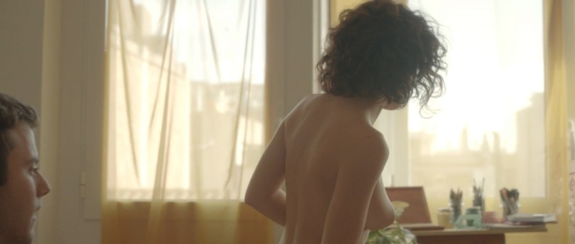 Mireia Vilapuig photos between the legs