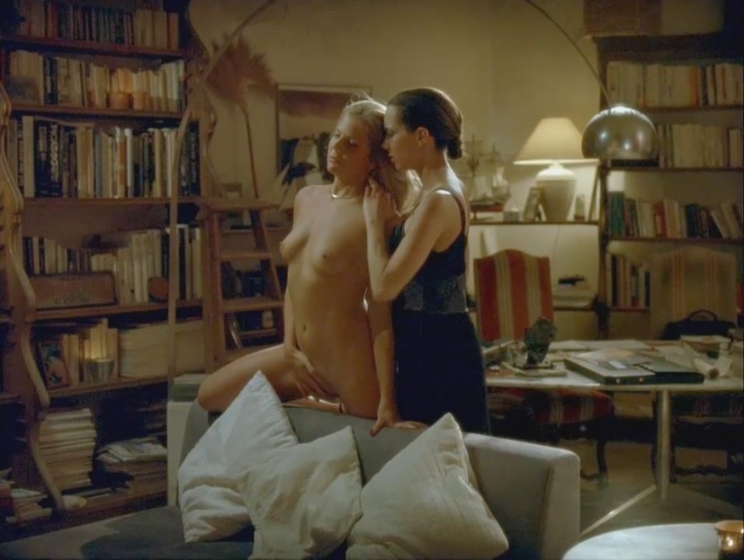 Nadia Chibani exposed ass 40 Nadia Chibani exposed ass 40