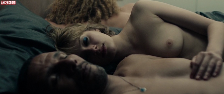 Nadia Tereszkiewicz pussy 68