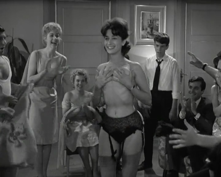 Nancy Kotsikou young 15