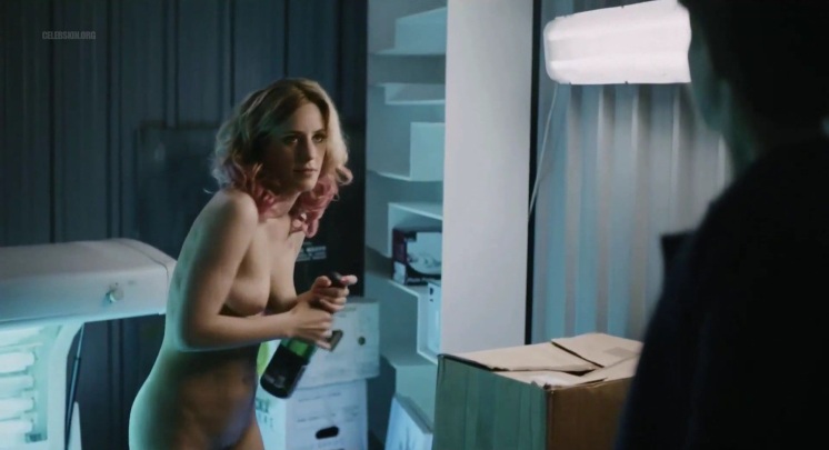 Naomi Velissariou breasts