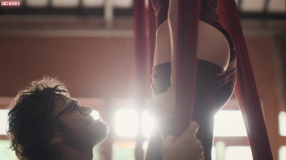 Natasha Jascalevich boobs are visible