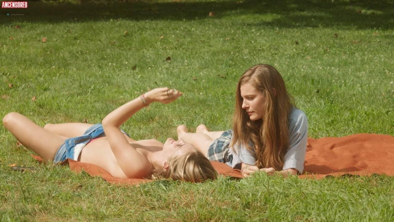 Nathalie Love pussy 82 Nathalie Love pussy 82