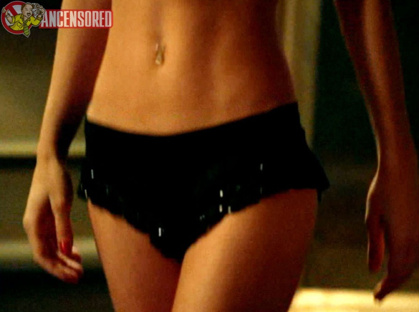 Nicole Mandich ass 45