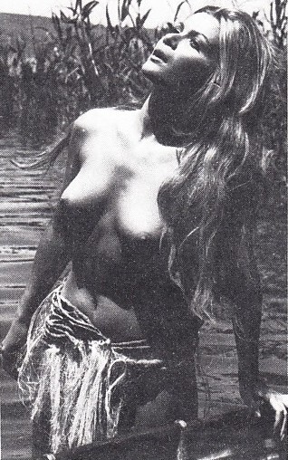 Patrizia Adiutori legs 75