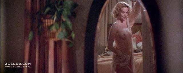 Penelope Ann Miller buttocks are visible 47 Penelope Ann Miller buttocks are visible 47