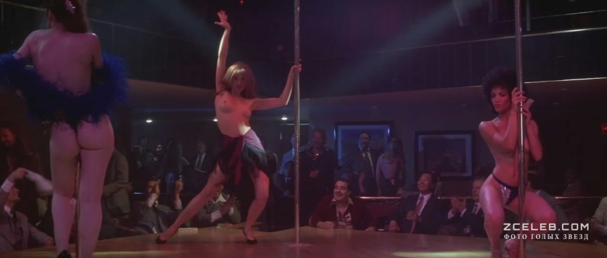 Penelope Ann Miller pantyhose 31 Penelope Ann Miller pantyhose 31