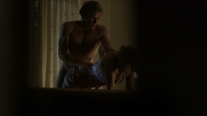 Rachael Carpani buttocks are visible Rachael Carpani buttocks are visible