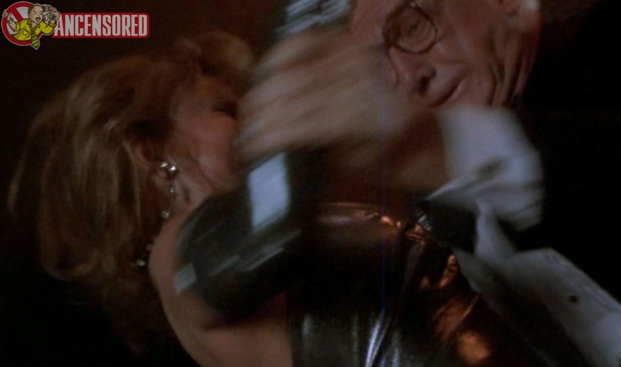 Raquel Welch breasts 49