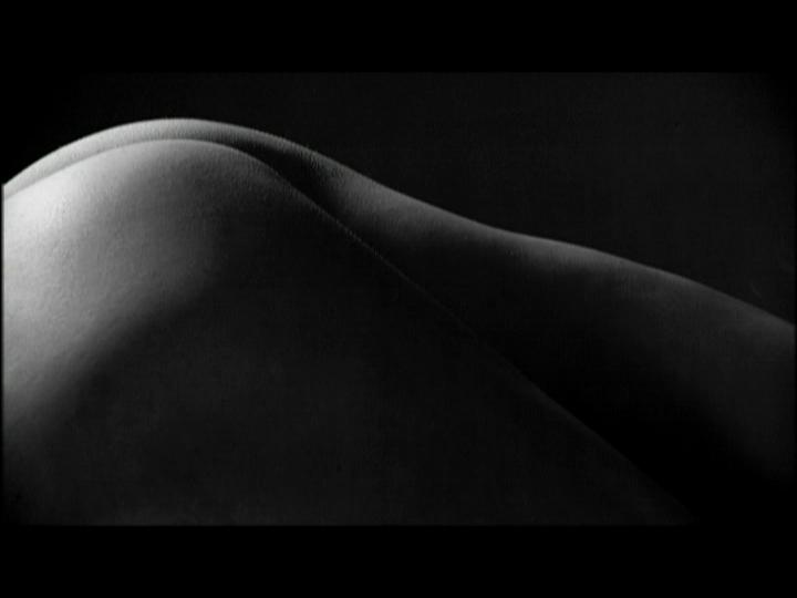 Robin Tunney photos between the legs