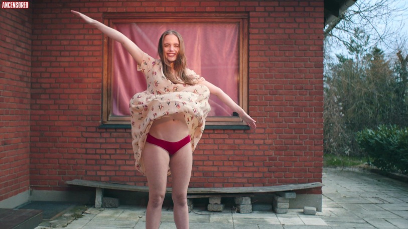 Rosemarie Mosbaek in a short skirt breasts 97 Rosemarie Mosbaek in a short skirt breasts 97