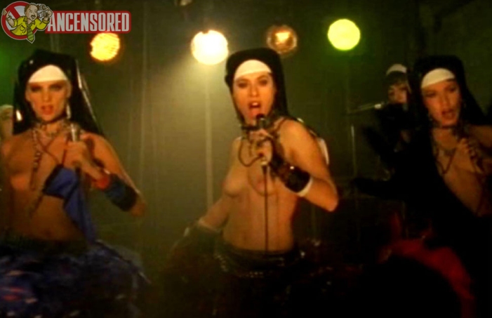 Ruth Diaz naked breasts